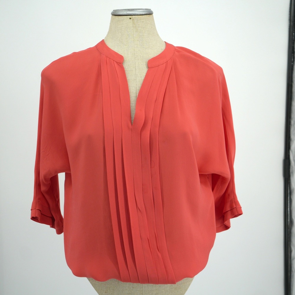 Joie‎ Pleated Silk Blouse Women Medium Coral Red 3/4 Sleeve Split Neck N11-21615